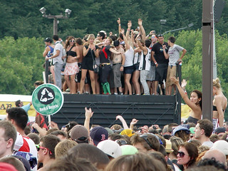 Lollapalooza - Santigold crowd
