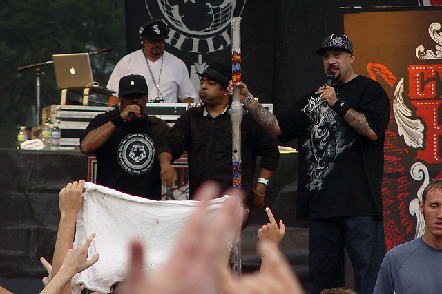 Cypress Hill and their crazy bong