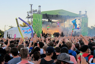 Lollapalooza - I blame Henson Robinson for all of these things in the air