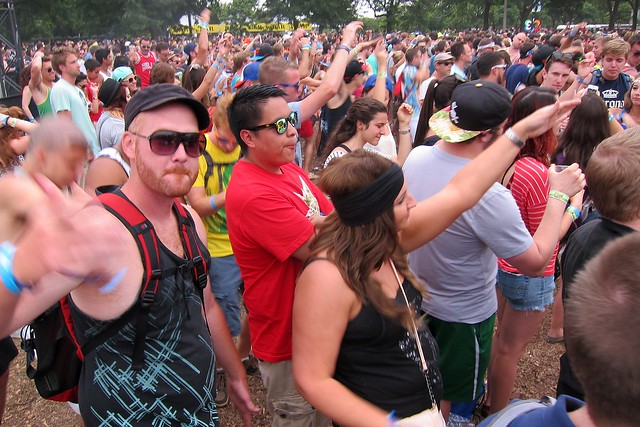 Iowa peeps at Dog Blood