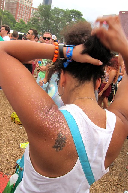 Drea got douched with glitter