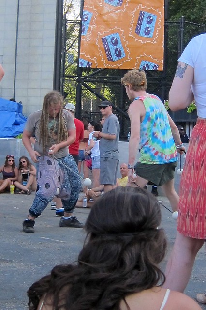 Hippies swangin balls