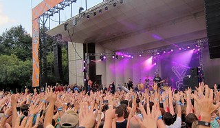 Lollapalooza - Hands up!
