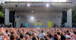 Lollapalooza - Golfwang crowd gettin into it