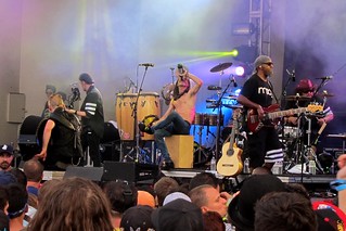 Lollapalooza - Chuggin some wine