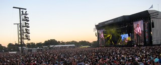 Lollapalooza - Just sittin here watchin Paul McCartney with a few folks