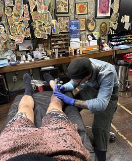 Tattoo - Gettin worked on by Paul