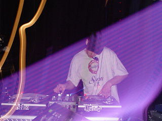 Pseudo Slang DJ with Lazlo Hollyfeld