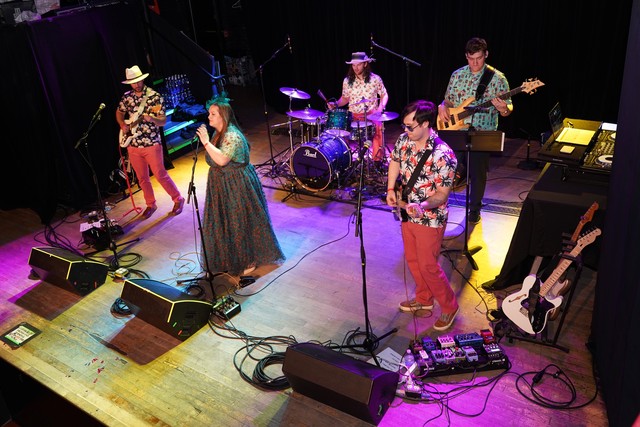 Man, I feel like a woman