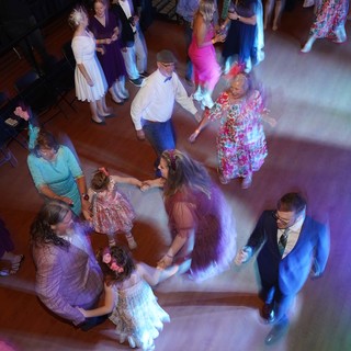 Skankin to live pop punk music at a wedding