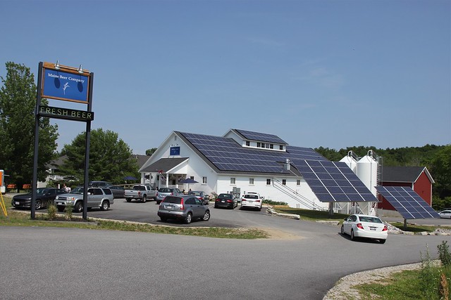 Gettin some fresh beer at the Maine Beer Company