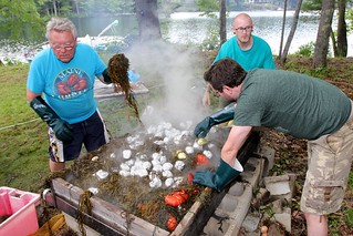 Pullin the food off the grill