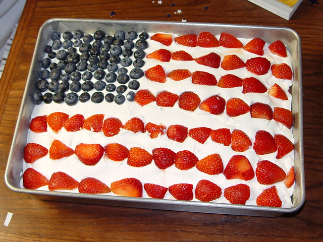 An amazing american flag cake