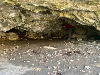 Hiking - Exploring some caves
