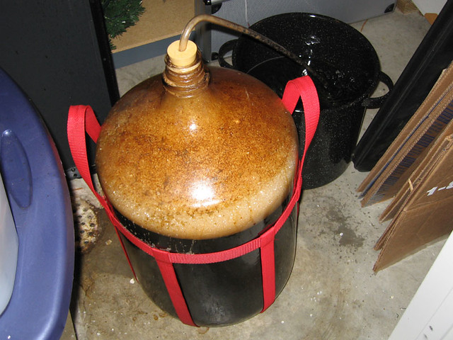 My homemade airlock to prevent explosions