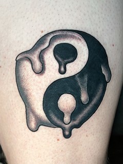Drippy yin yang