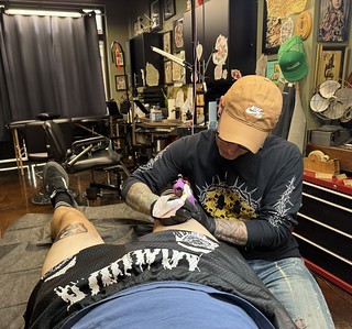 Tattoo - Gettin tattooed by Joshua