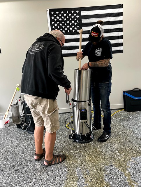 Figuring out how to fish out the support for the grain container