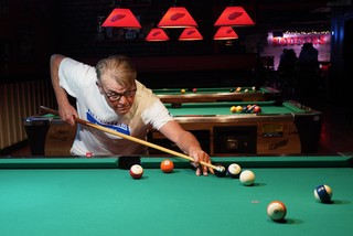 Tom Norris - Shootin pool at Rooster's