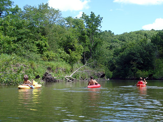 Kayaking - Floating the middle Raccoon river