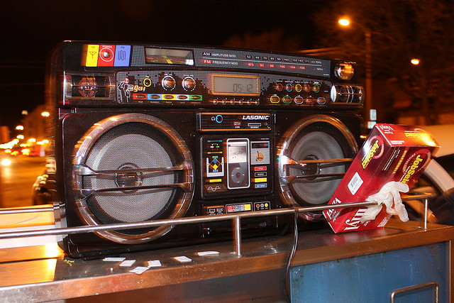 Lasonic ipod ghetto blaster