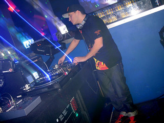 Dustin Iverson - DJ Diverse at Aqua