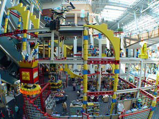 Travel - Legos @ Mall of America