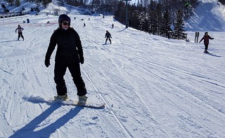 Snowboarding - Startin to pick it up again