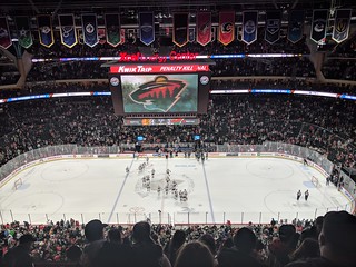 Hockey - Chicago beats the Wild in Overtime