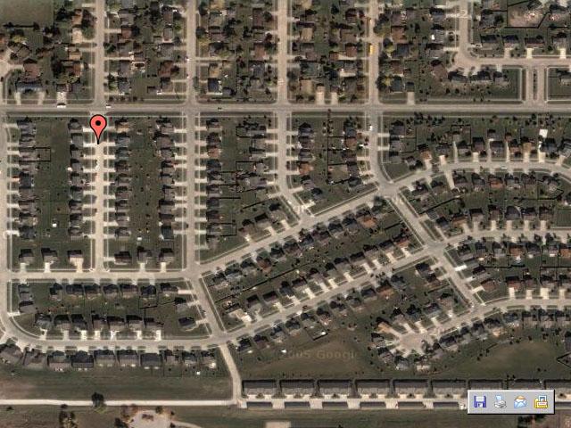 My House (2nd on the right), you can even see the fence in my back yard and all the friggin playhouses around me