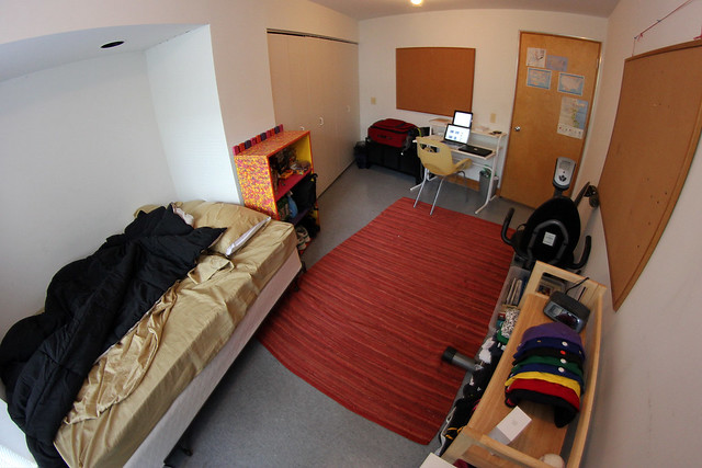 The supporter housing room I stayed in