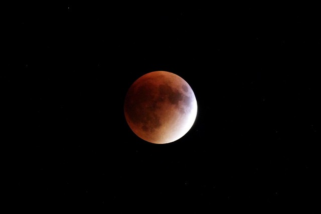 Lunar Eclipse. Gettin Bloody.