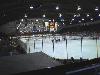 Hockey - Des Moines Buccanneers Ghetto Arena