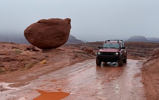 Travel - A wet, foggy start to Potash Road