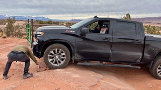 The running boards made this last hump into Arches National Park a bit of a challenge