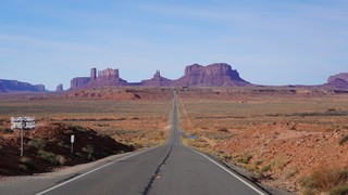 Travel - One more look back at Monument Valley