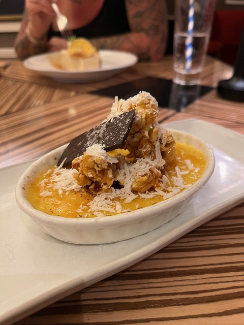 I ordered a willy wonka creme brulee. it was the wildest, sweetest thing ever. I couldn't even get halfway through it.