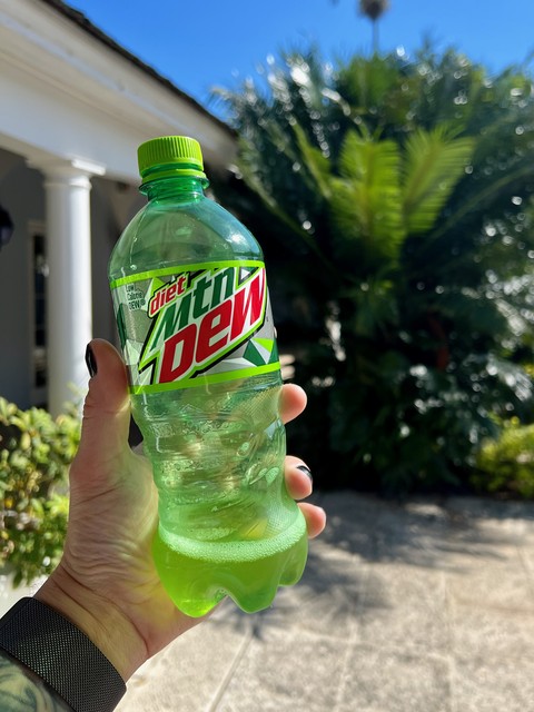 Smuggled a dewski to slam before golfin