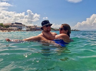 Playin in the ocean with Red n Rik