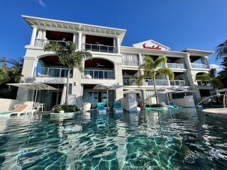 Very pleased with this swim up room
