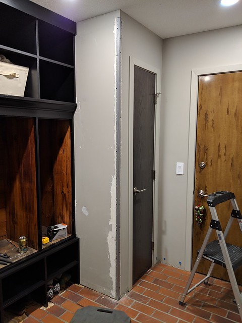 Next I had to repair my first corner bead.