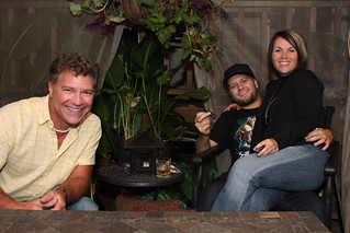 frame - Hanging out in dad's back yard