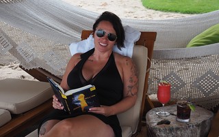 Relaxin on the beach with this babe