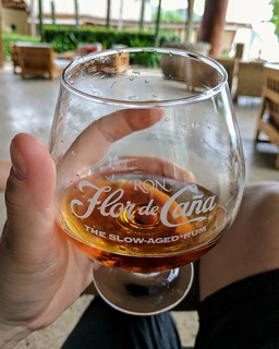 Drinks - Sippable rum exists... Flor de Caña 12