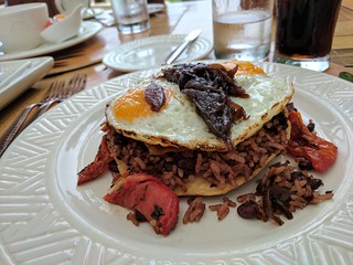 A Nicaraguan Breakfast for surfin energy. Crispy tortilla, gallo pinto, eggs, sun dried tomatoes