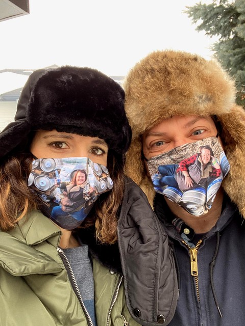 Nick and Nicole arrive!