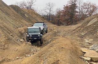 Off-roading - Down the gully