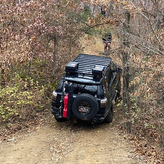Off-roading - Steve takes the lead