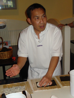 Sushi - Proper Way to Add Rice to Nori