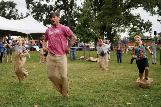 Really beatin those kids